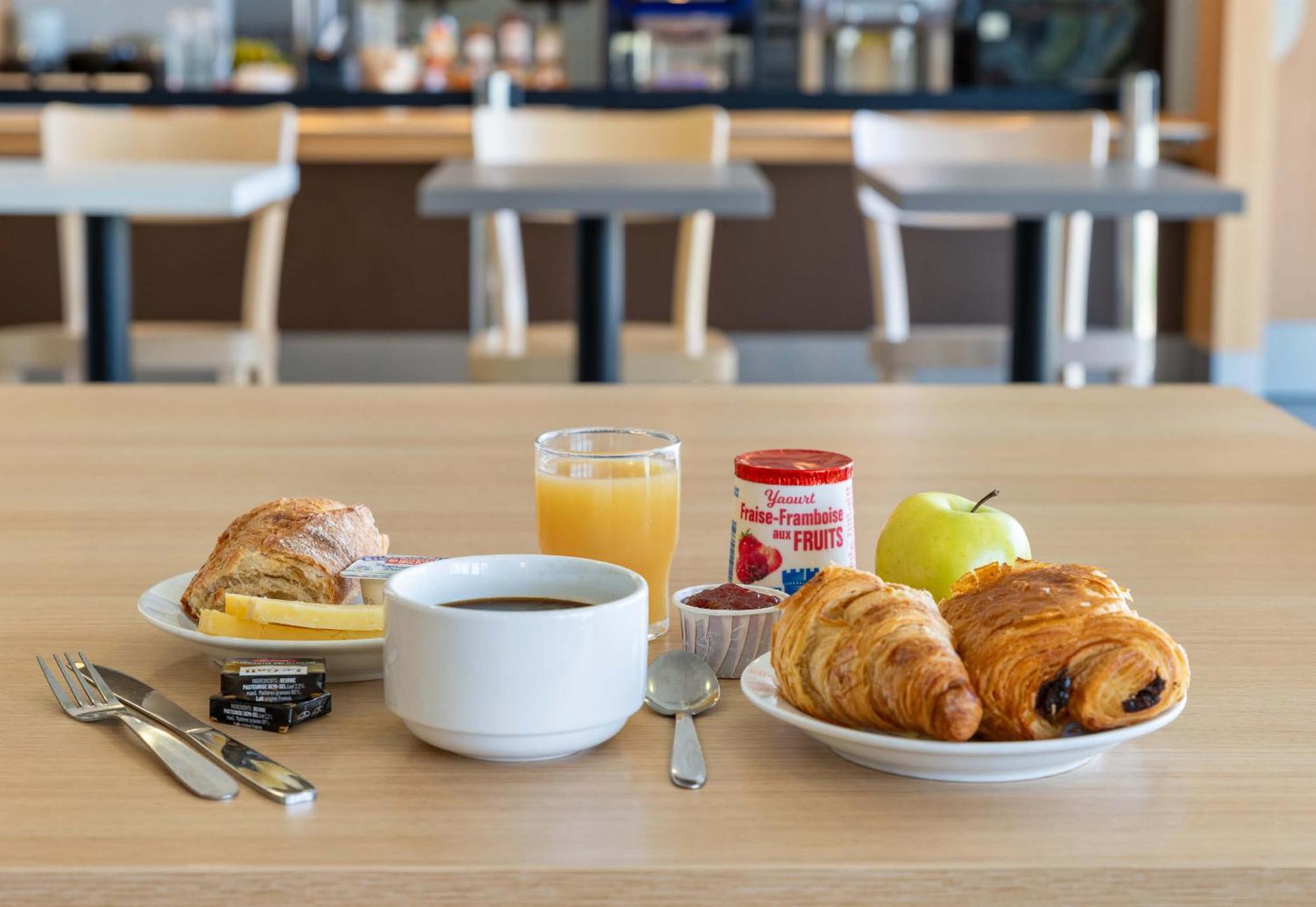 B&B Hotel Lyon Eurexpo Chassieu Εξωτερικό φωτογραφία