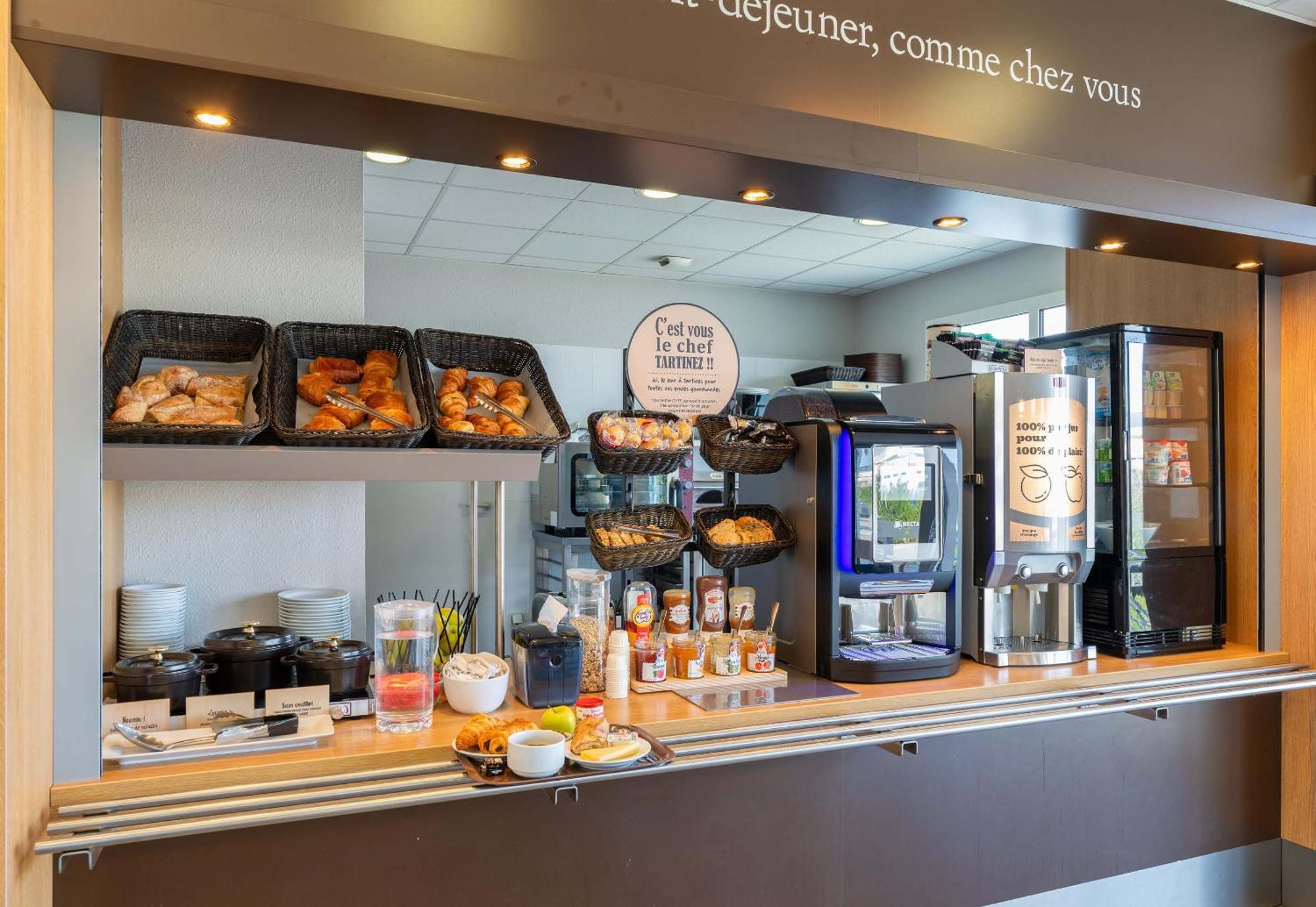 B&B Hotel Lyon Eurexpo Chassieu Εξωτερικό φωτογραφία