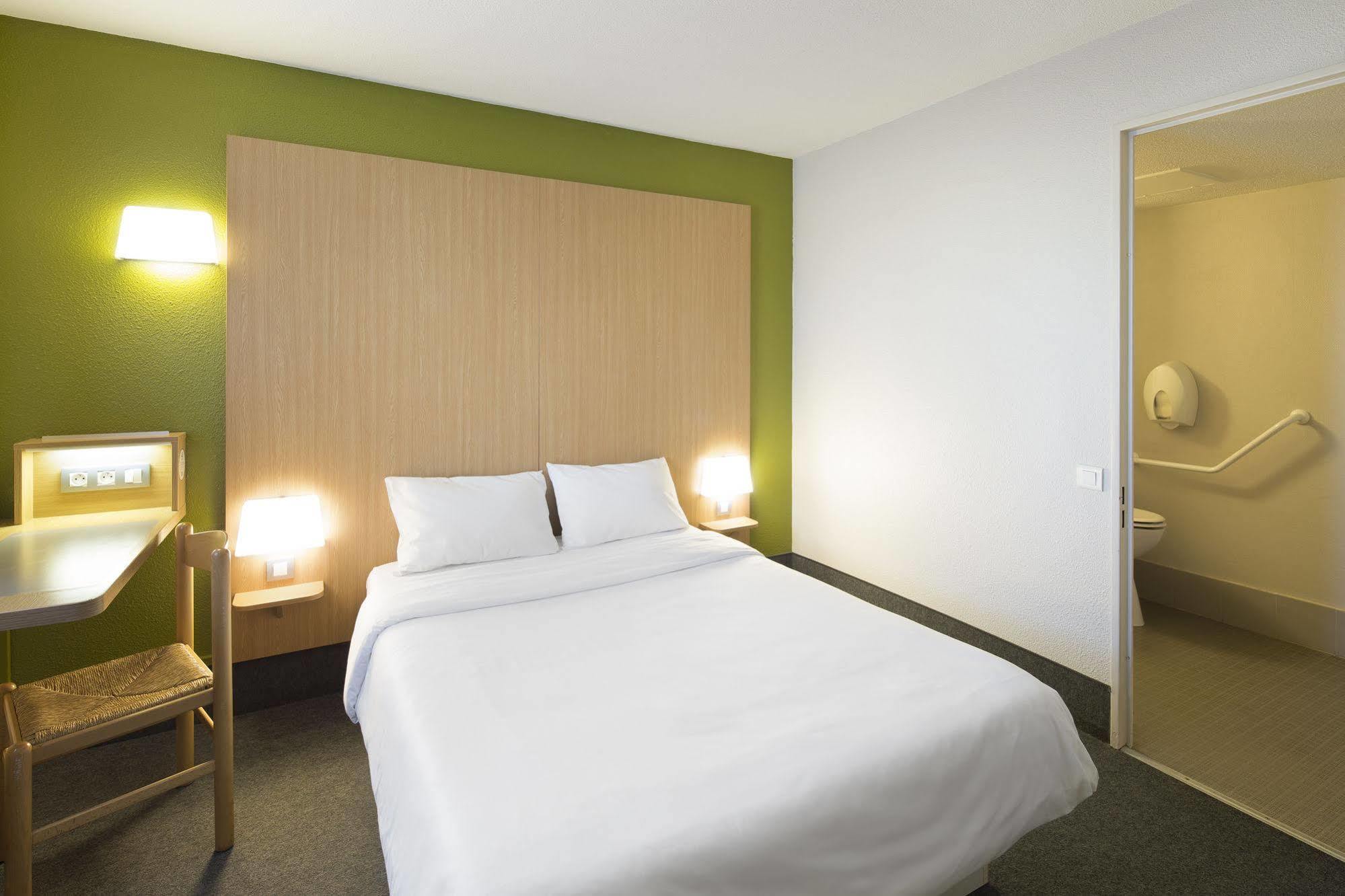 B&B Hotel Lyon Eurexpo Chassieu Εξωτερικό φωτογραφία